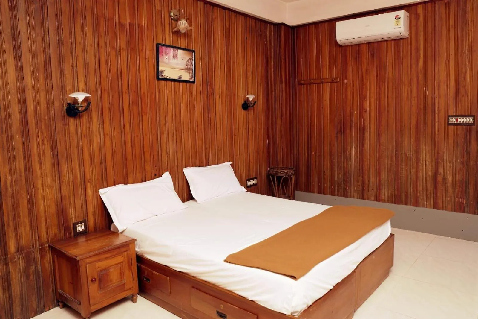 Dolphin Residency 호텔 테카디 인도